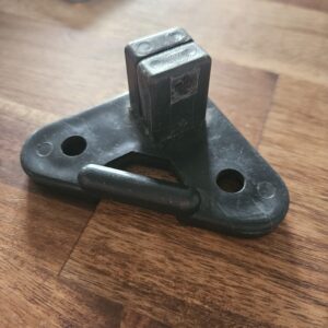 PLATINE PLASTIQUE pour barnum acier 30mm sostore-barnum.com